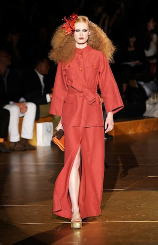 Illustration for article titled Marc Jacobs' Latest Isn't Particularly Inspired, But Gorgeous Nonetheless